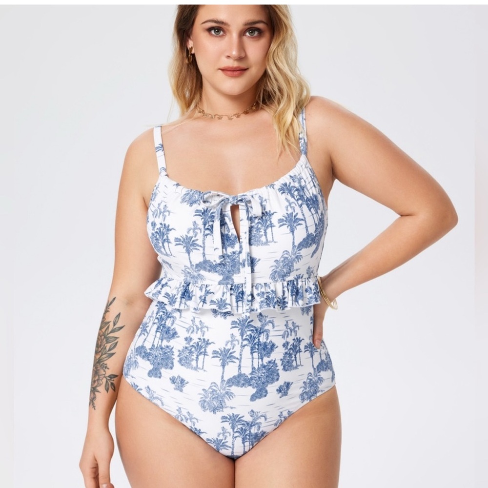 Cider women’s plus size Blue and White Ruffle Swimsuit 2XL A